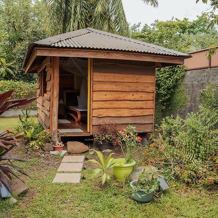 Tema'E Beach House Temae Kültér fotó
