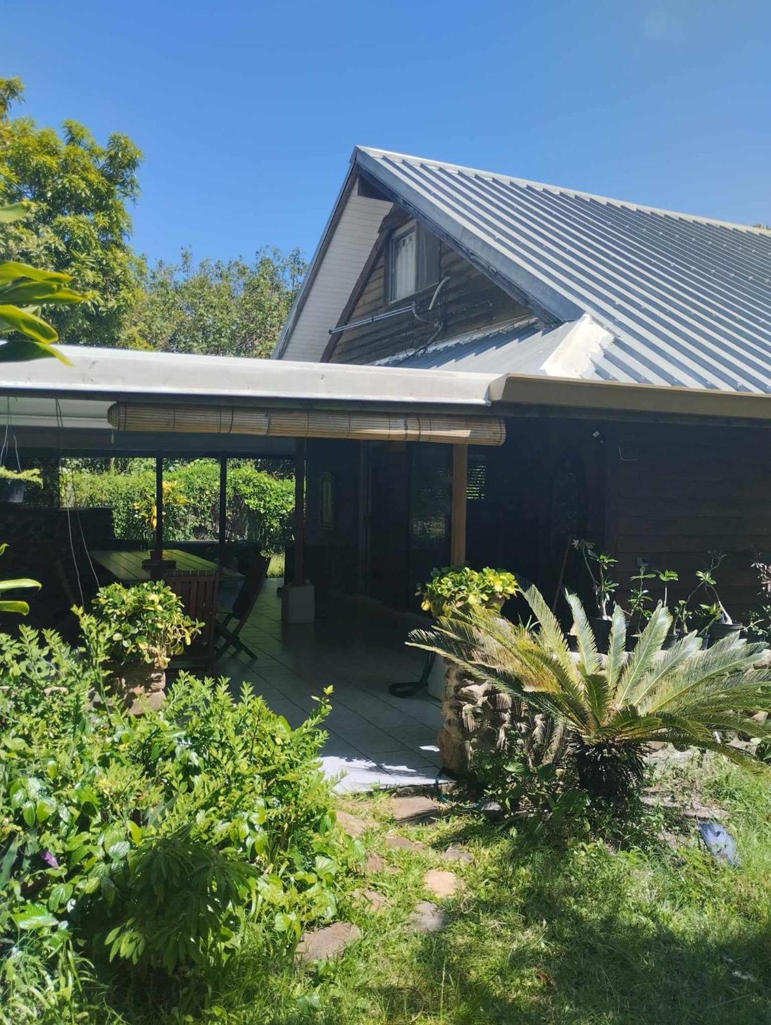Tema'E Beach House Temae Kültér fotó
